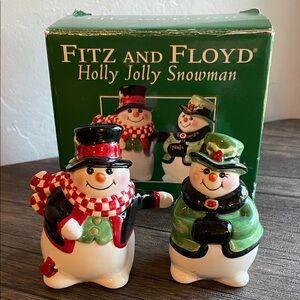 Vintage 2004 Fitz and Floyd Festive Snowman Shakers in Red and Green
